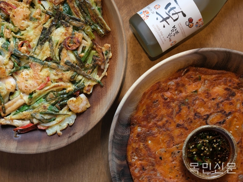 파전과 막걸리. <사진=Pexels>