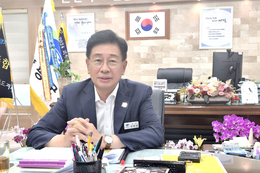[인터뷰]전진선 양평군수 "양평고속도로 백지화... 지역 발전 10년 후퇴“