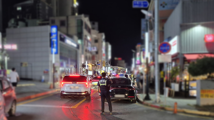 강원랜드 관광객 몰려 도로 '마비'… 사북읍 주차대란 안전사고 우려