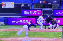 한국시리즈 1차전 LG트윈스, 한화이글스에 8대2 승리